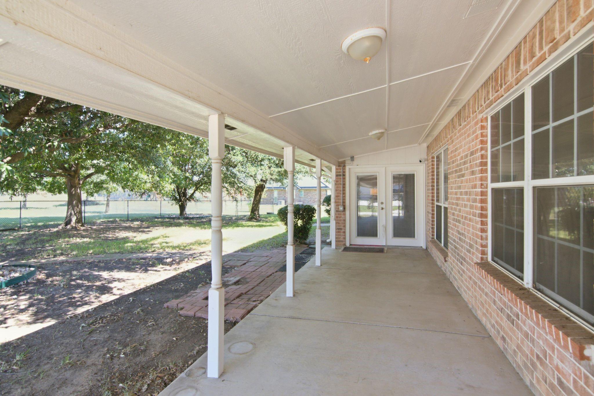 main property photo 30