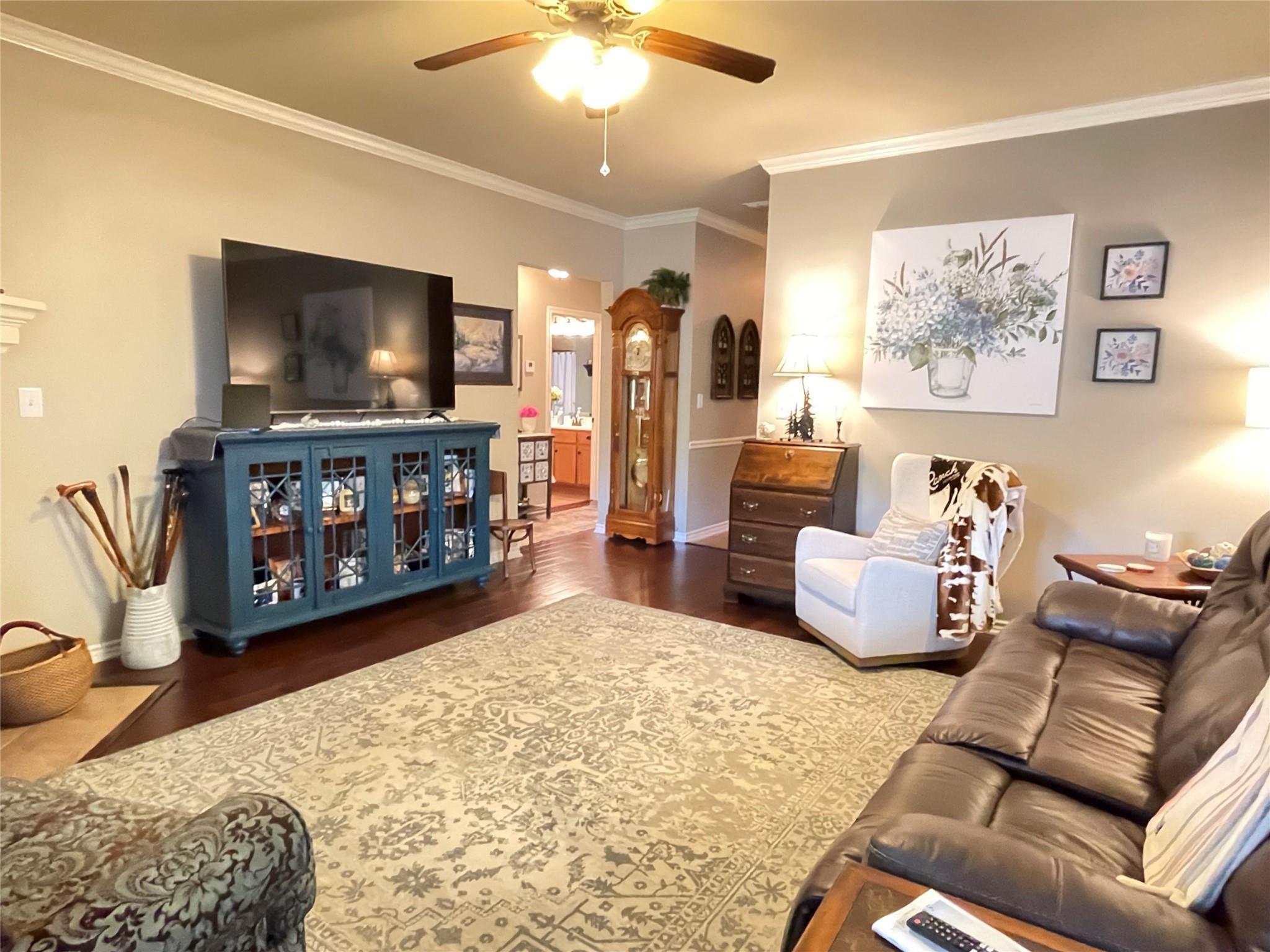 main property photo 3