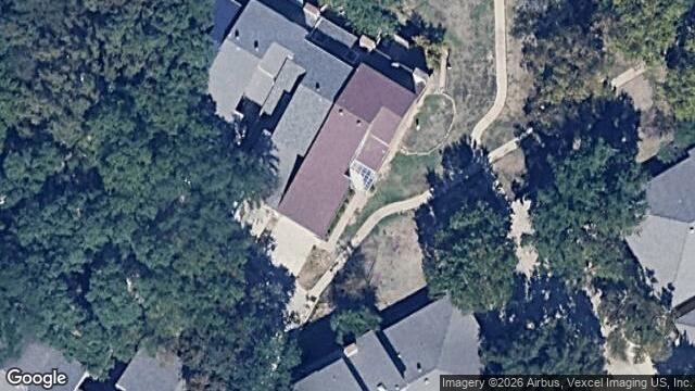 main property photo 23