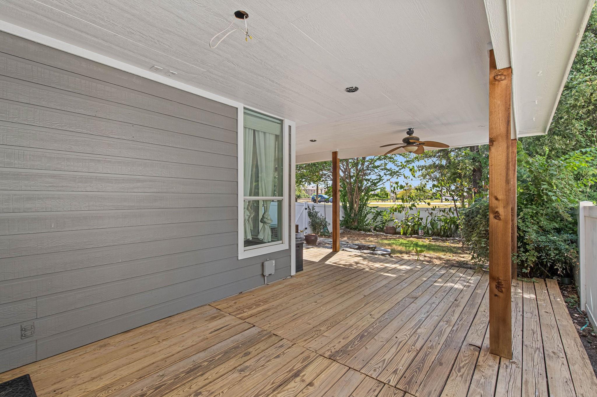 main property photo 30