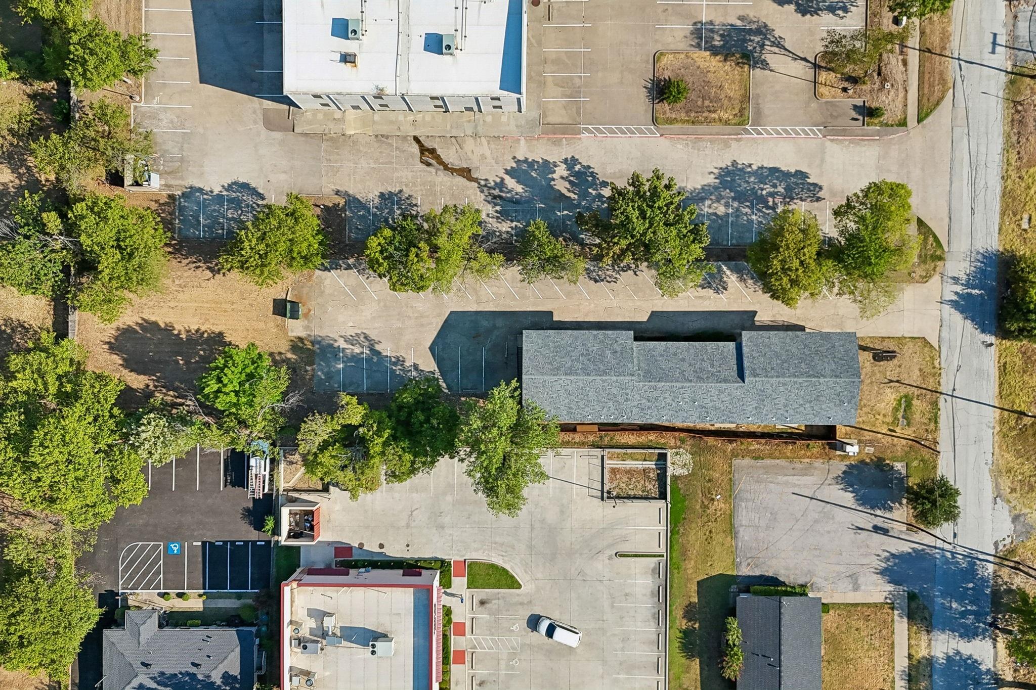 main property photo 35