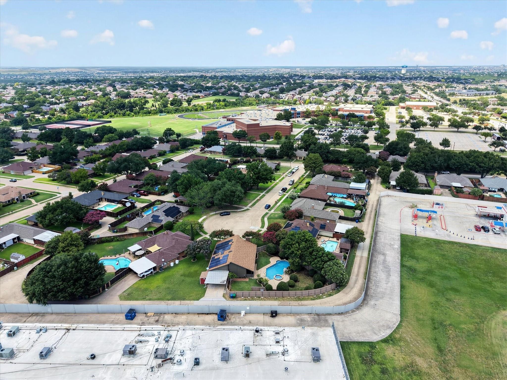 main property photo 37