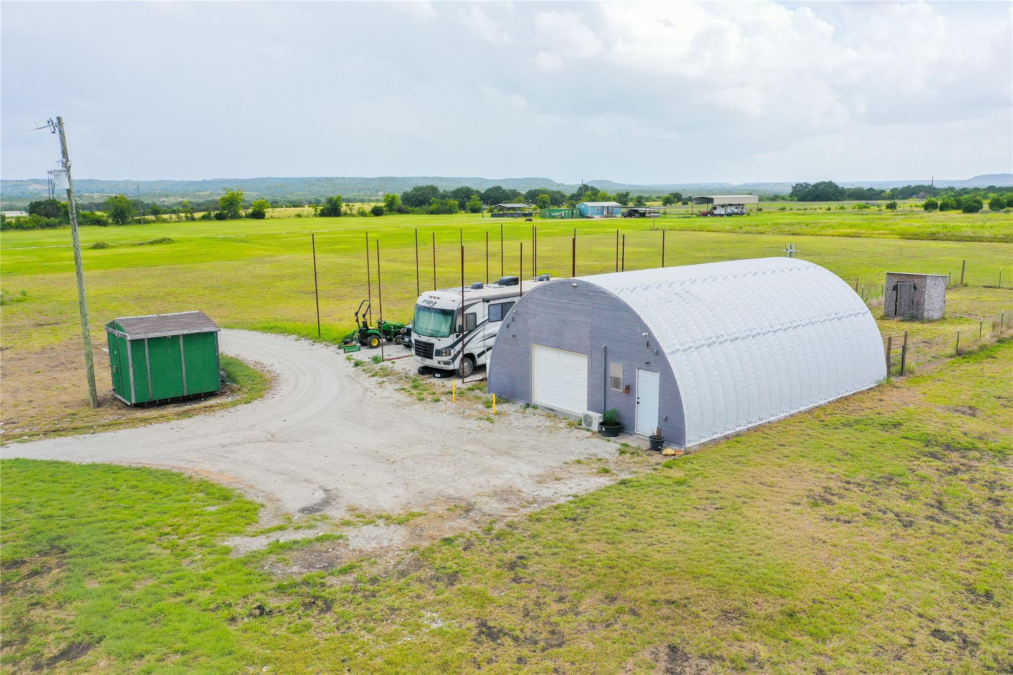 main property photo 24