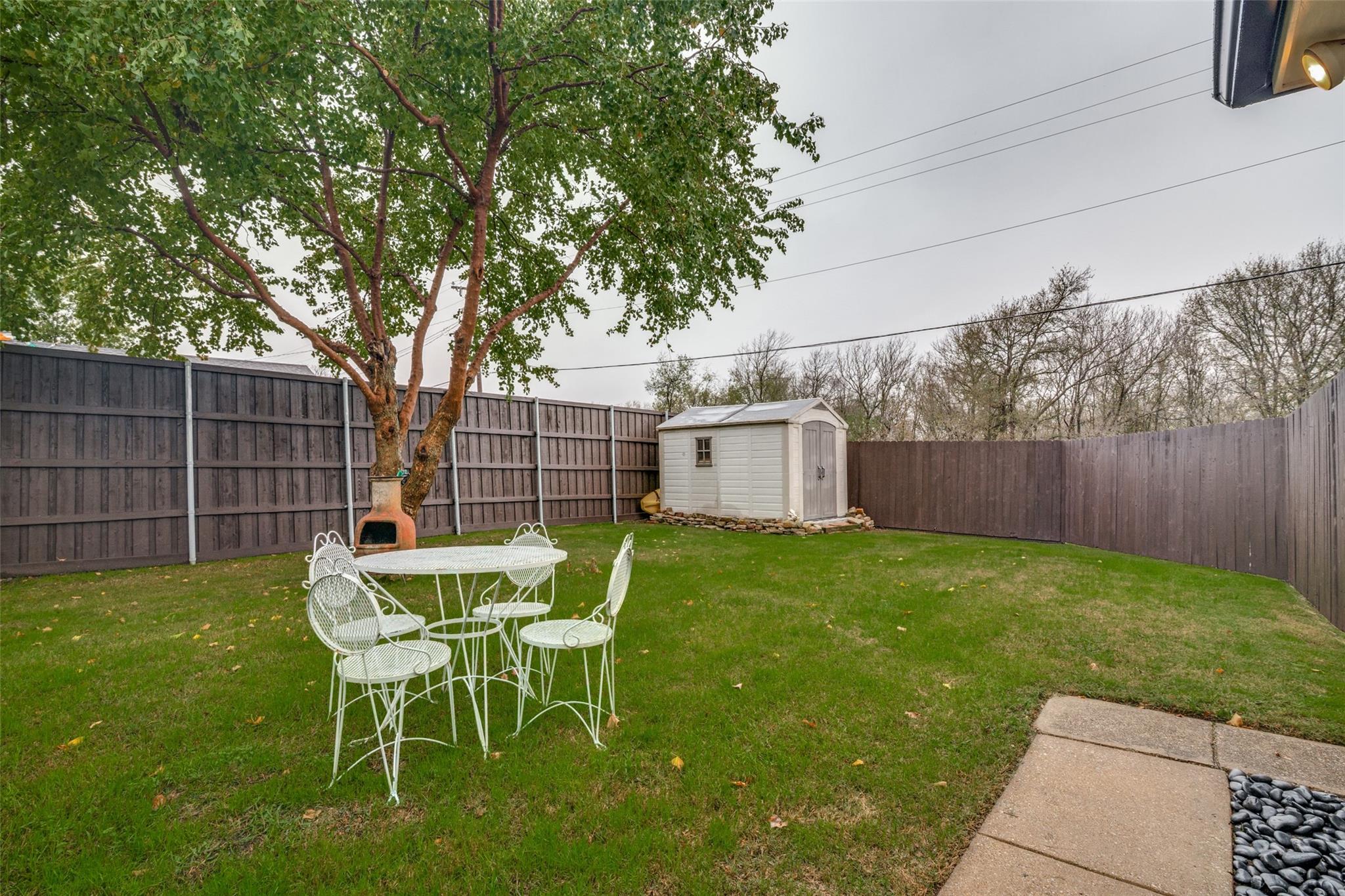 main property photo 22