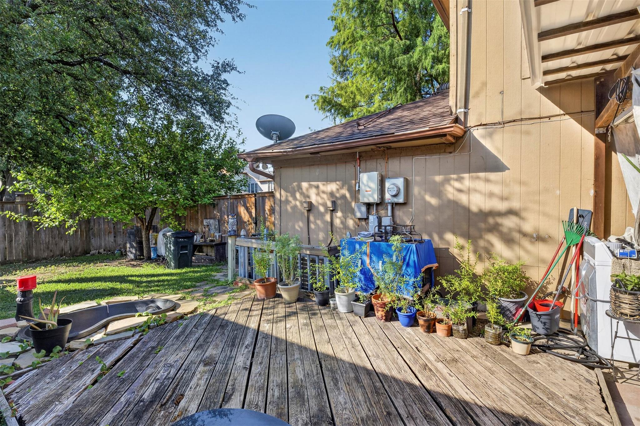 main property photo 31