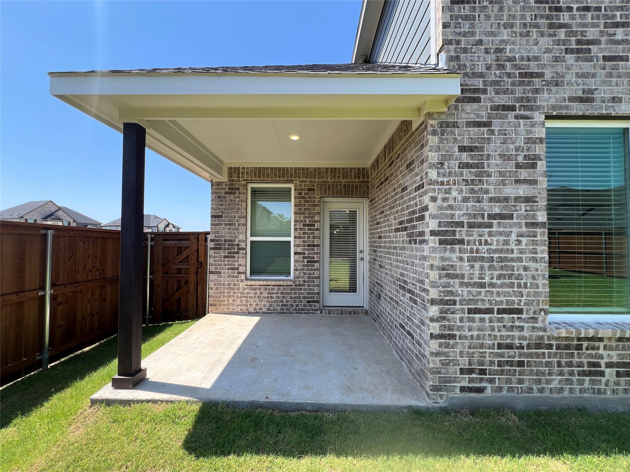 main property photo 21