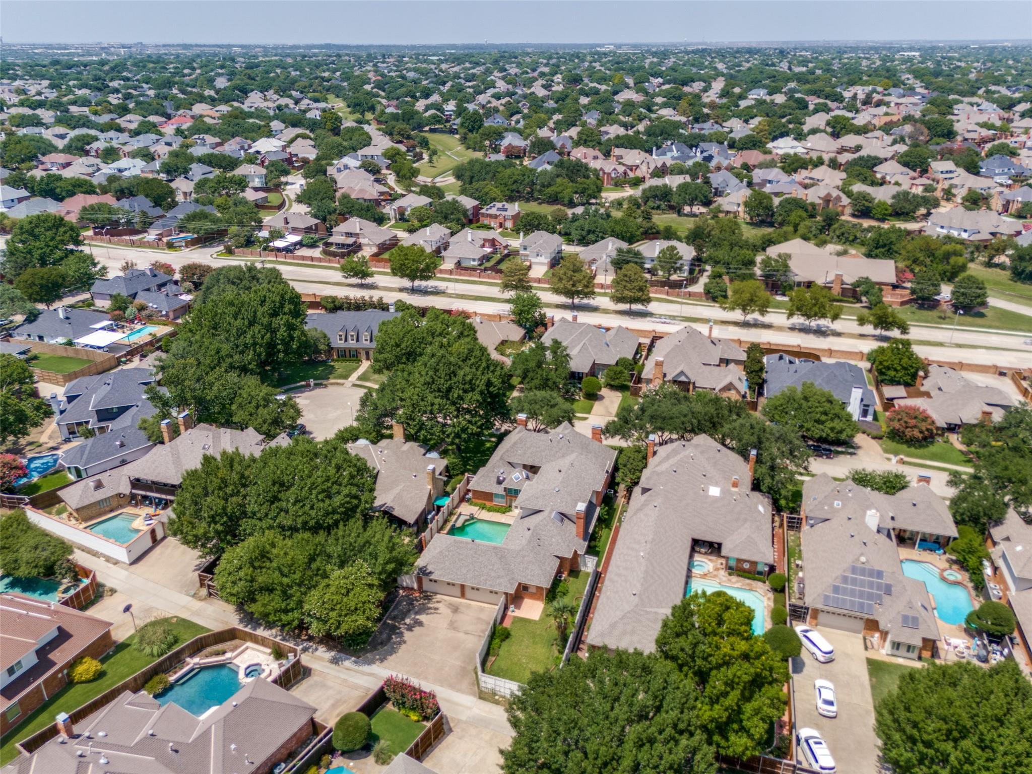 main property photo 29
