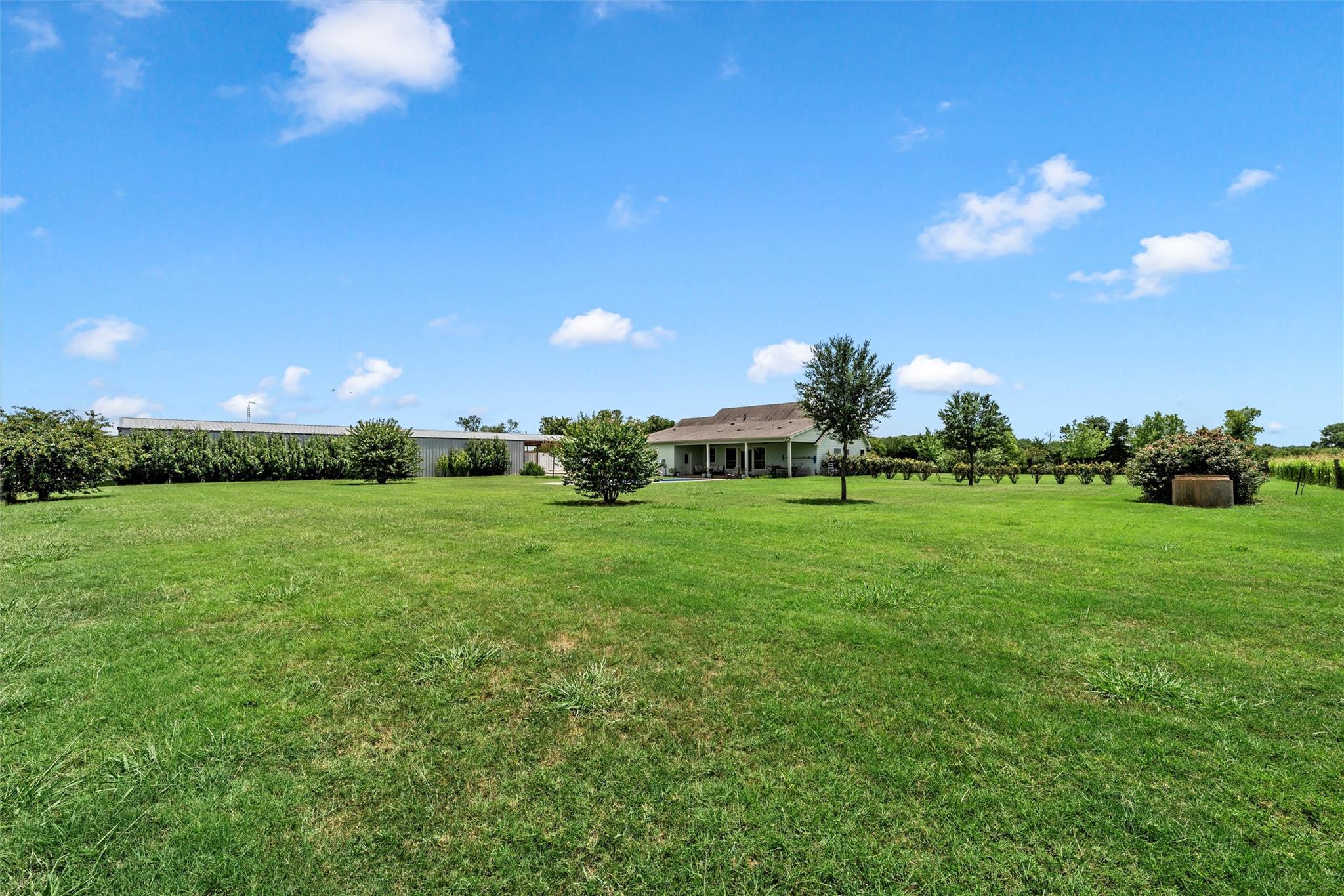 main property photo 29