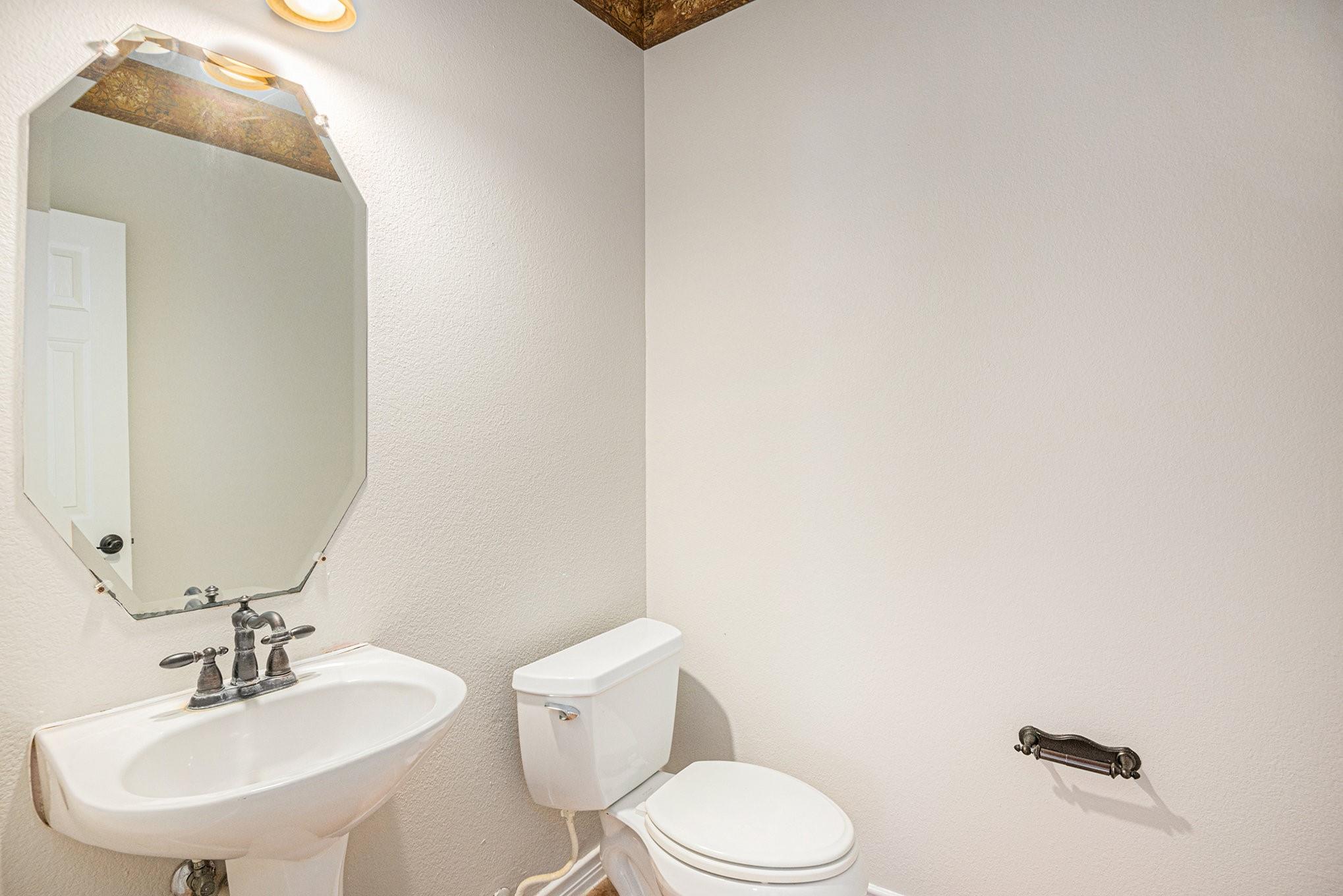 main property photo 12