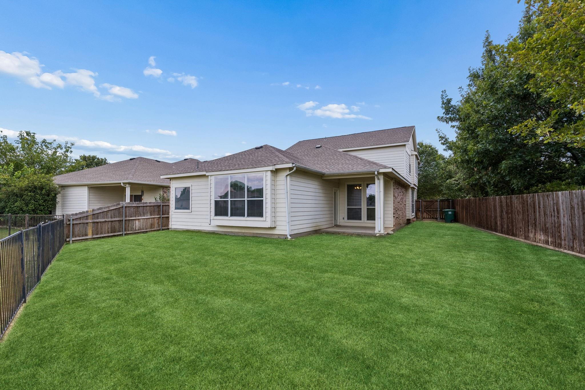 main property photo 24