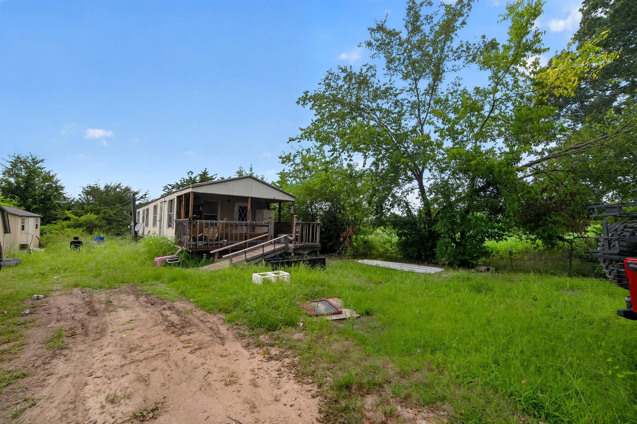 main property photo 32