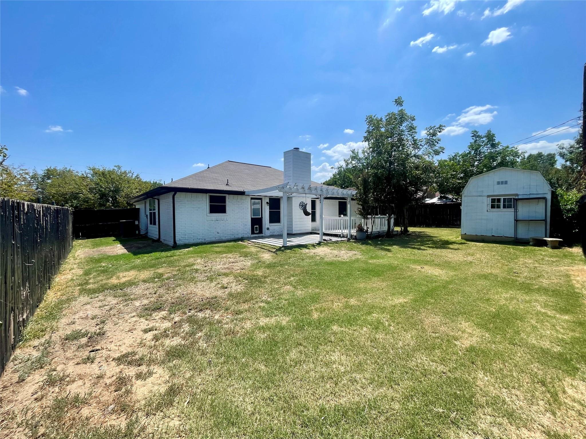 main property photo 23