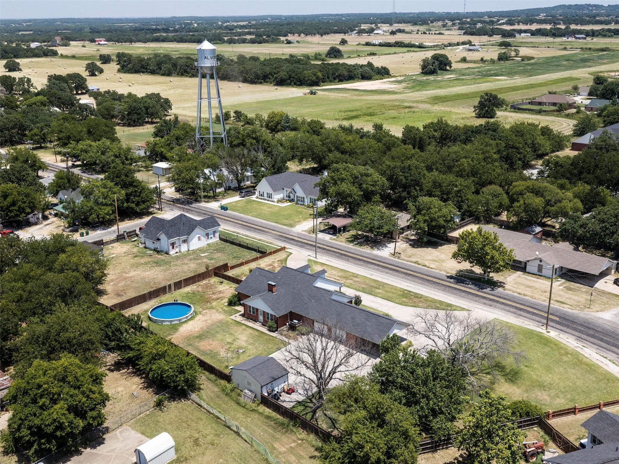 main property photo 32