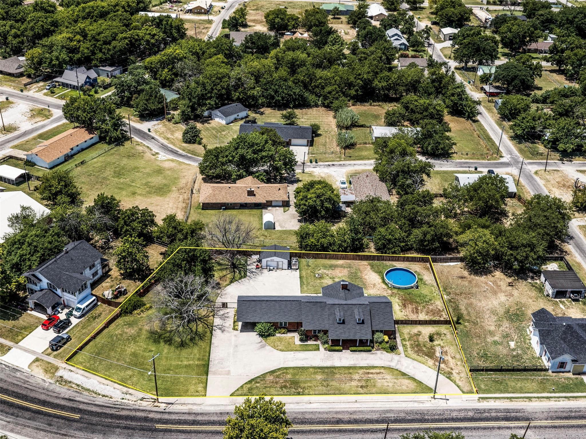main property photo 36