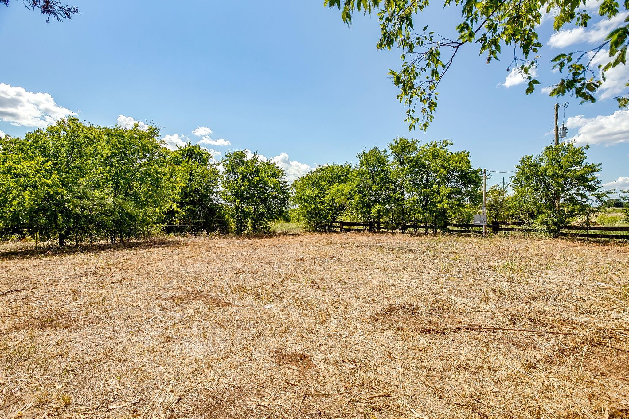 main property photo 29