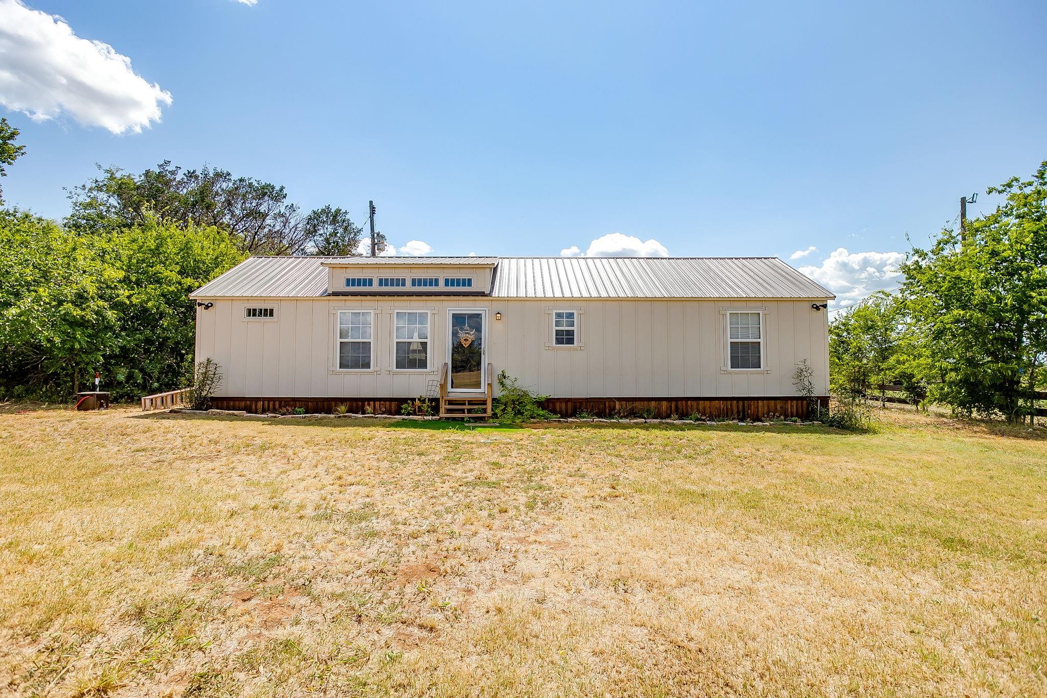 main property photo 34