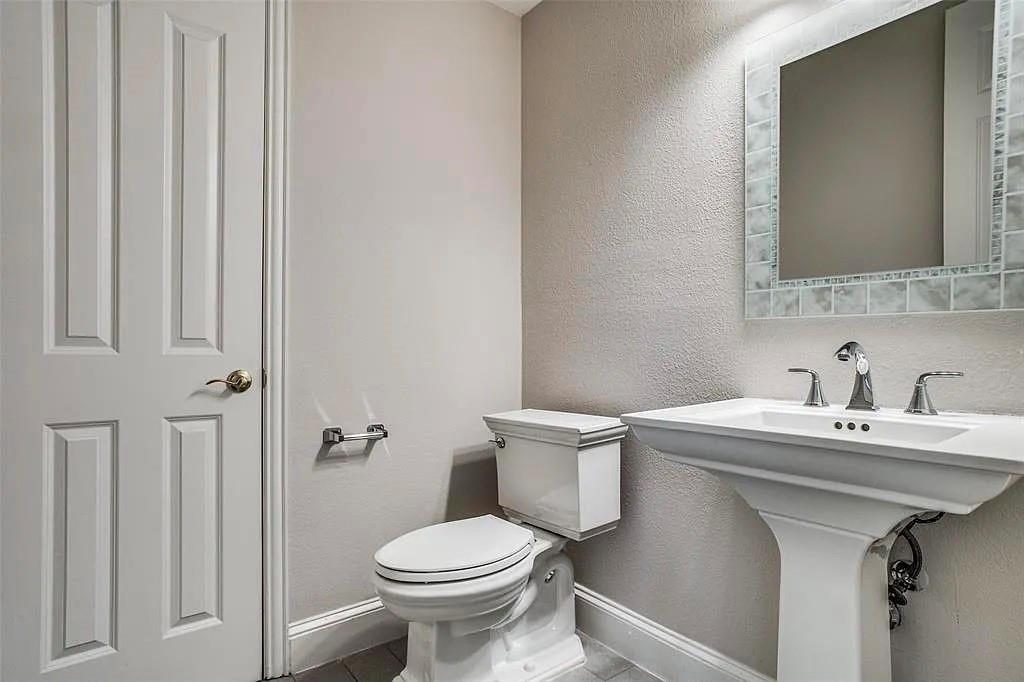 main property photo 10