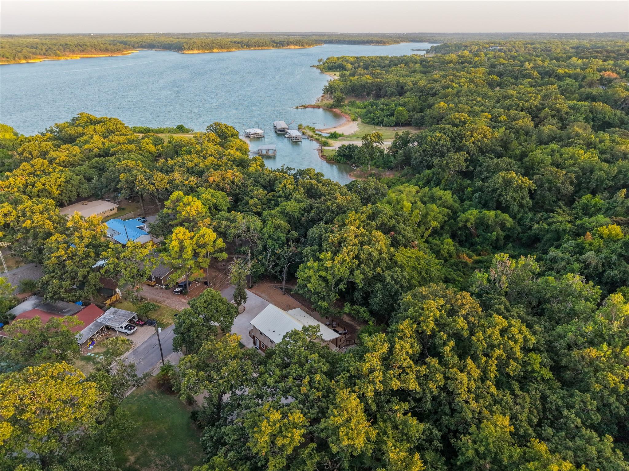 main property photo 29