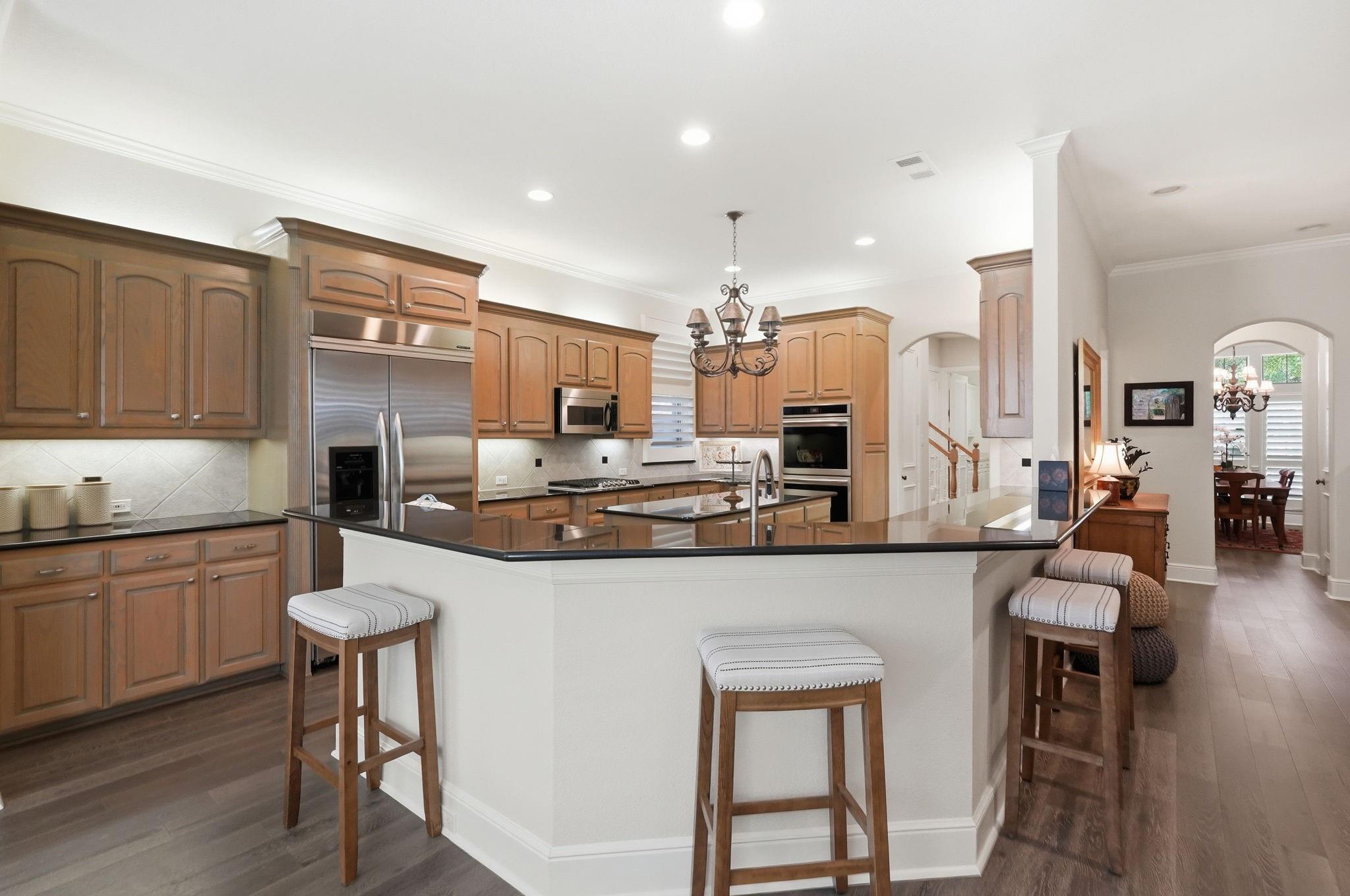 main property photo 15