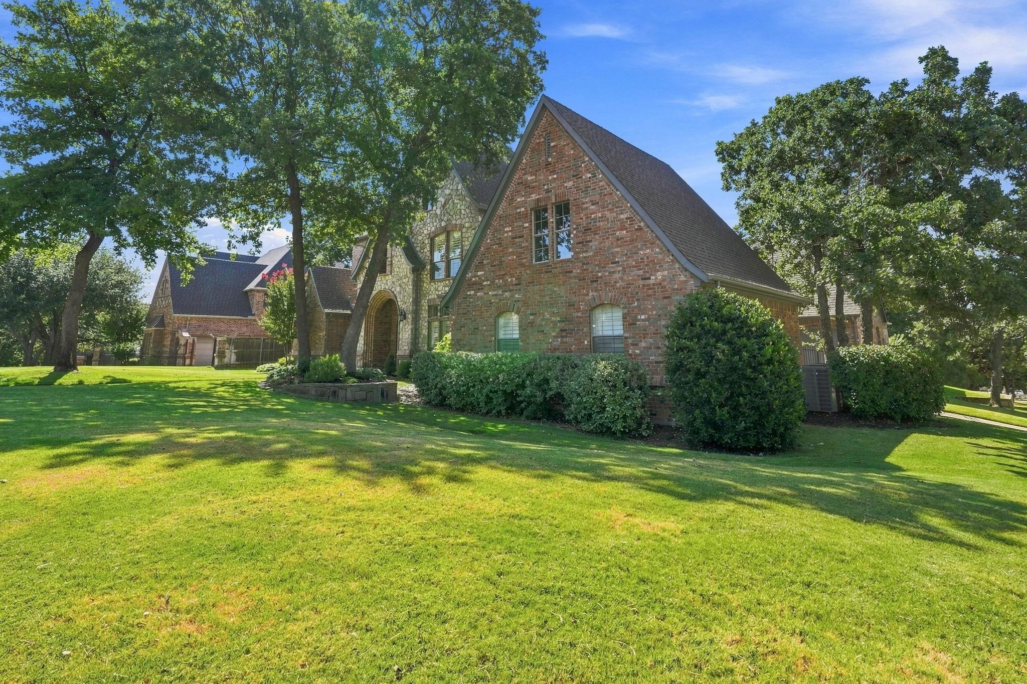 main property photo 36