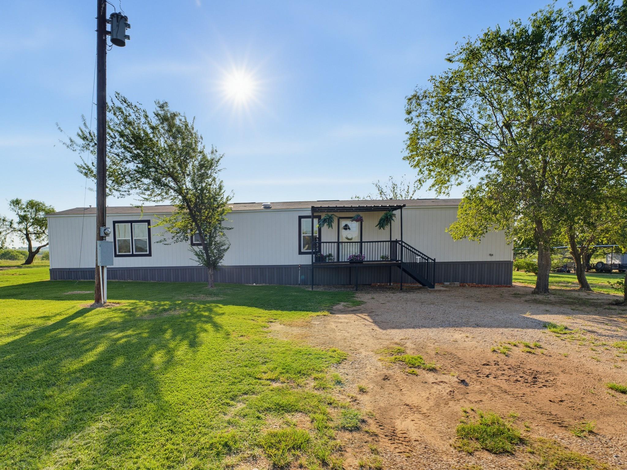 main property photo 35