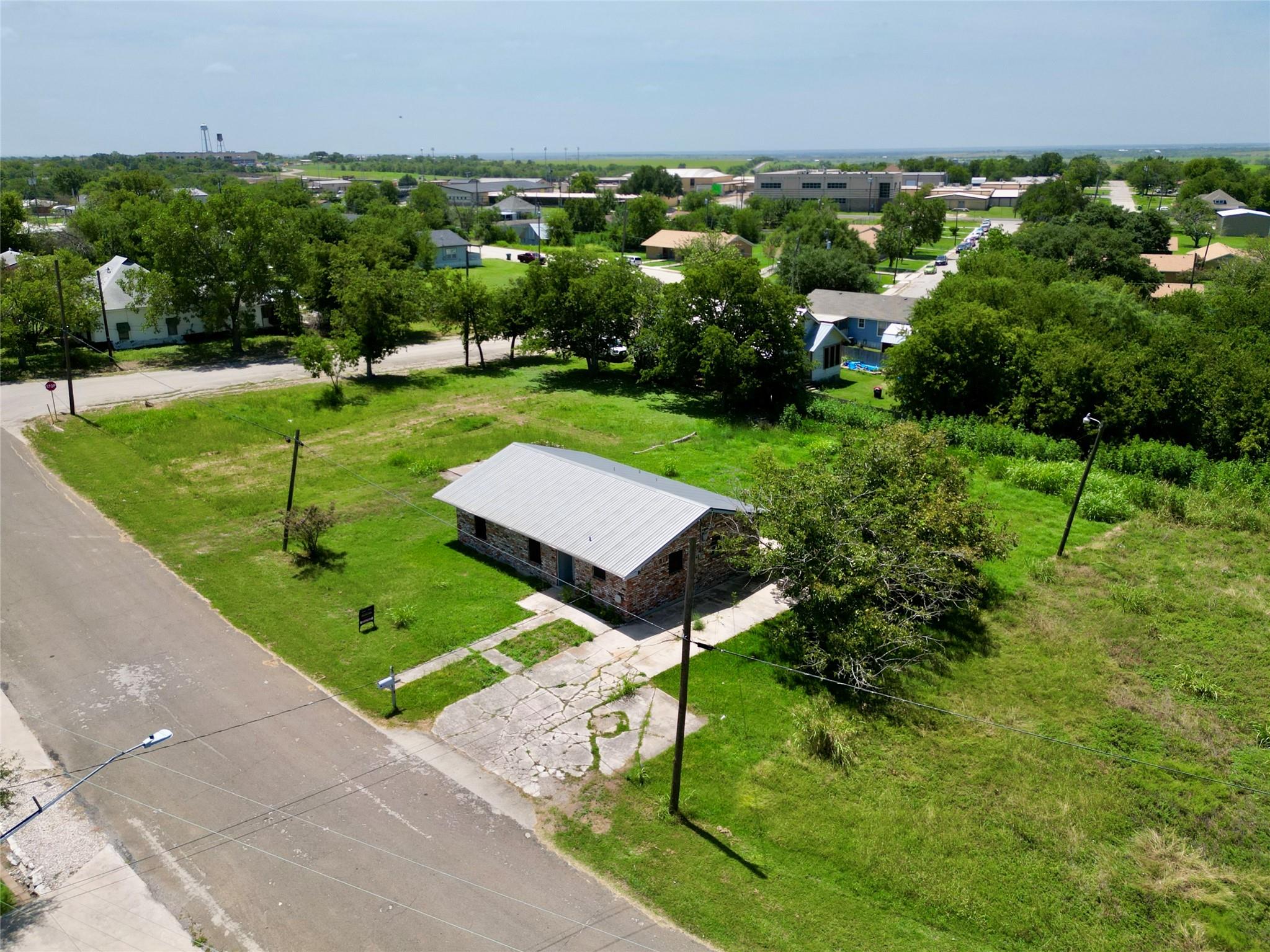 main property photo 2
