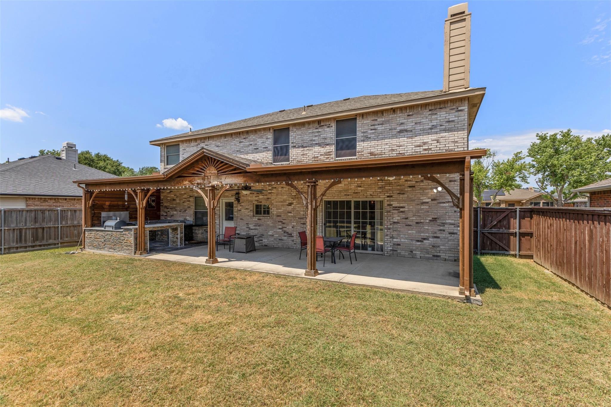 main property photo 30