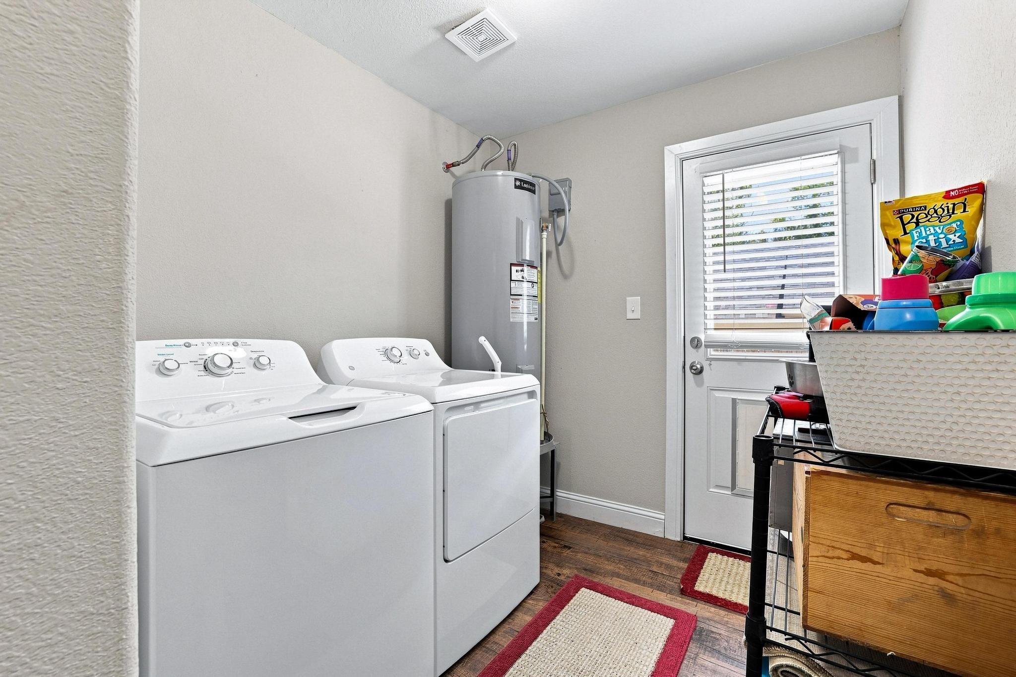 main property photo 11