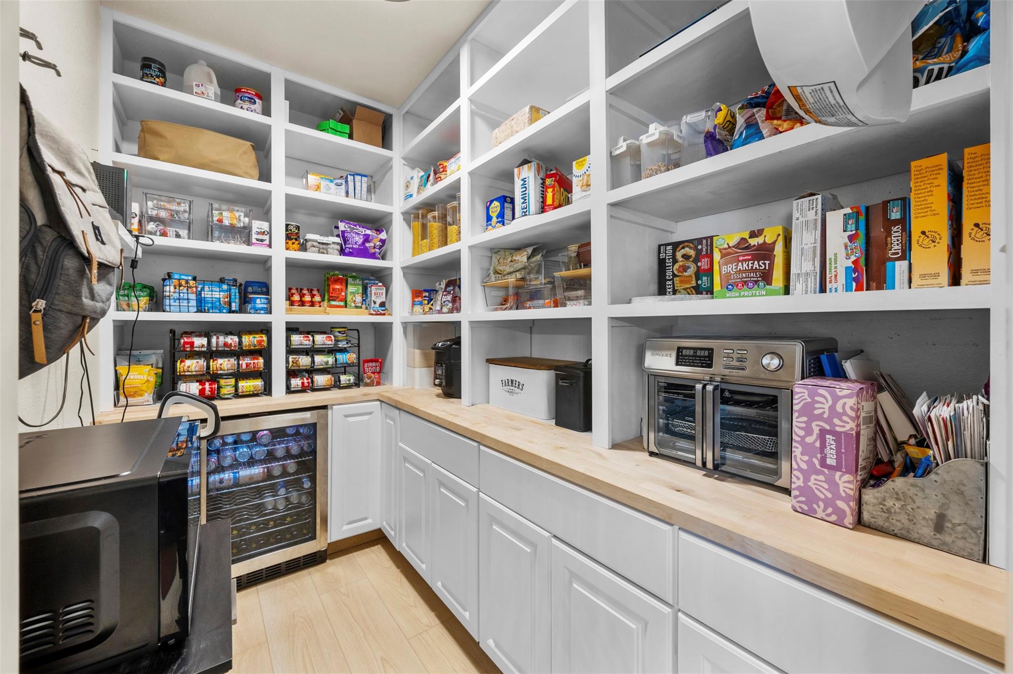 main property photo 18