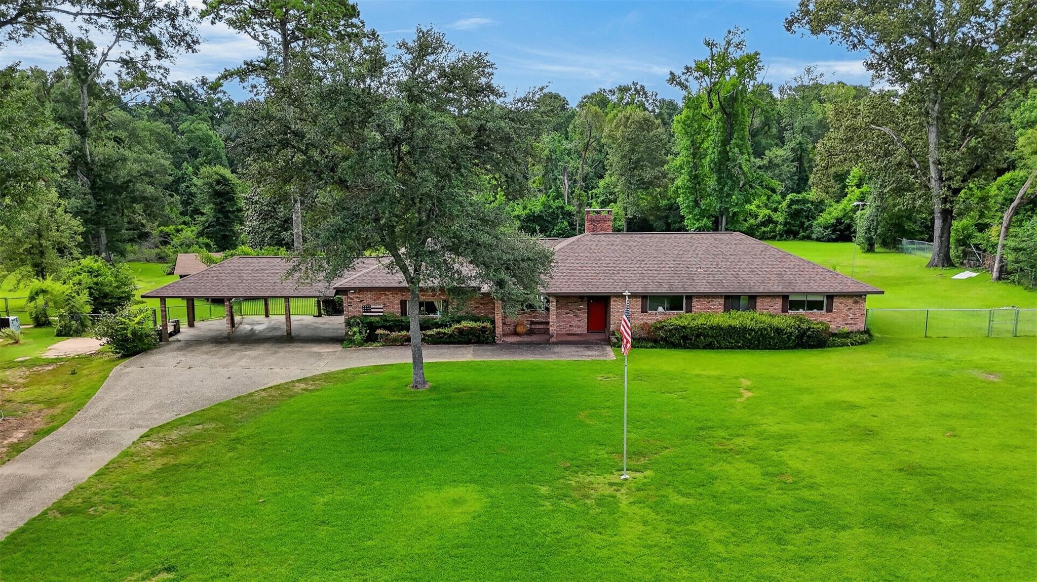 main property photo 0
