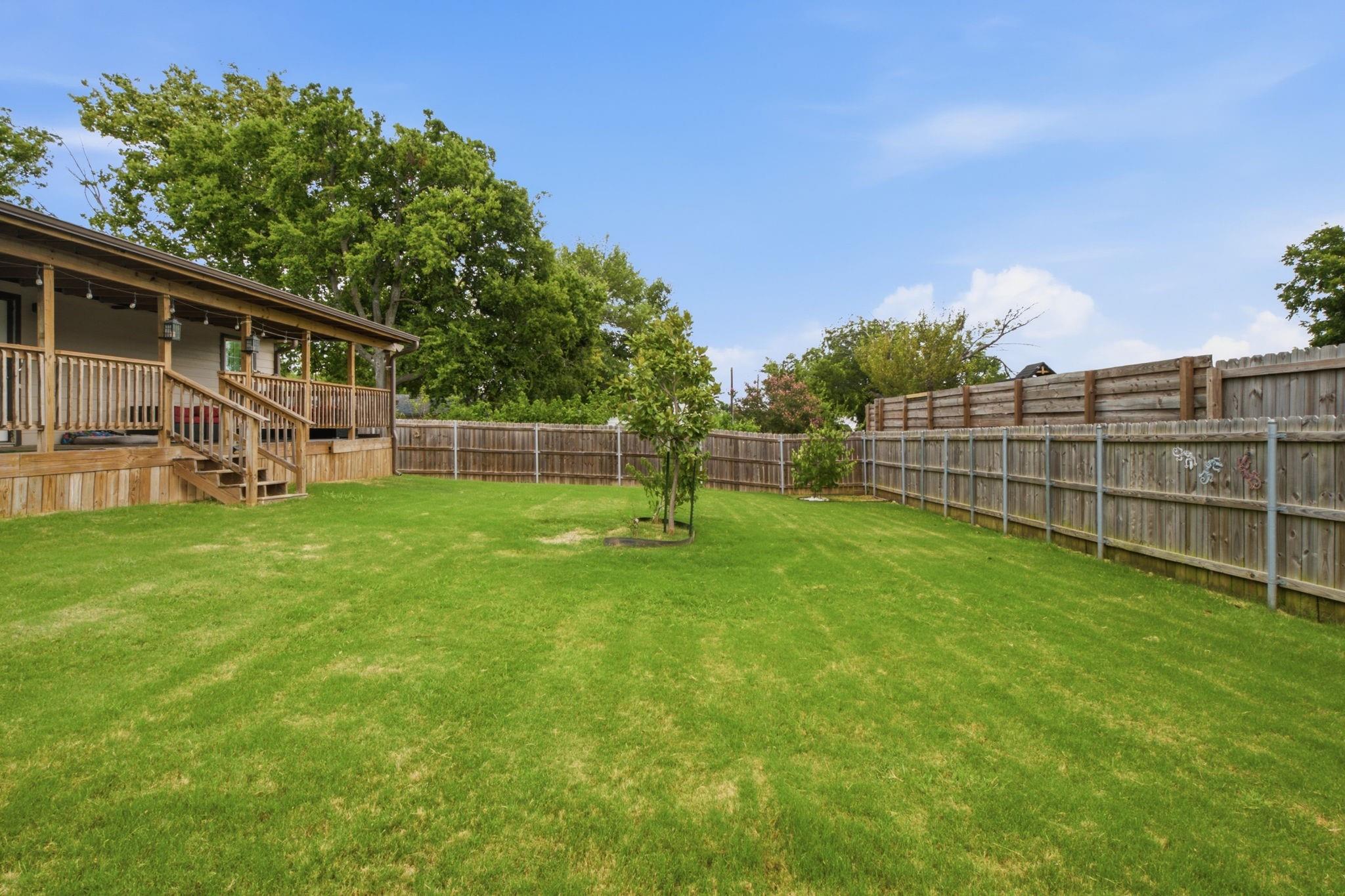 main property photo 13