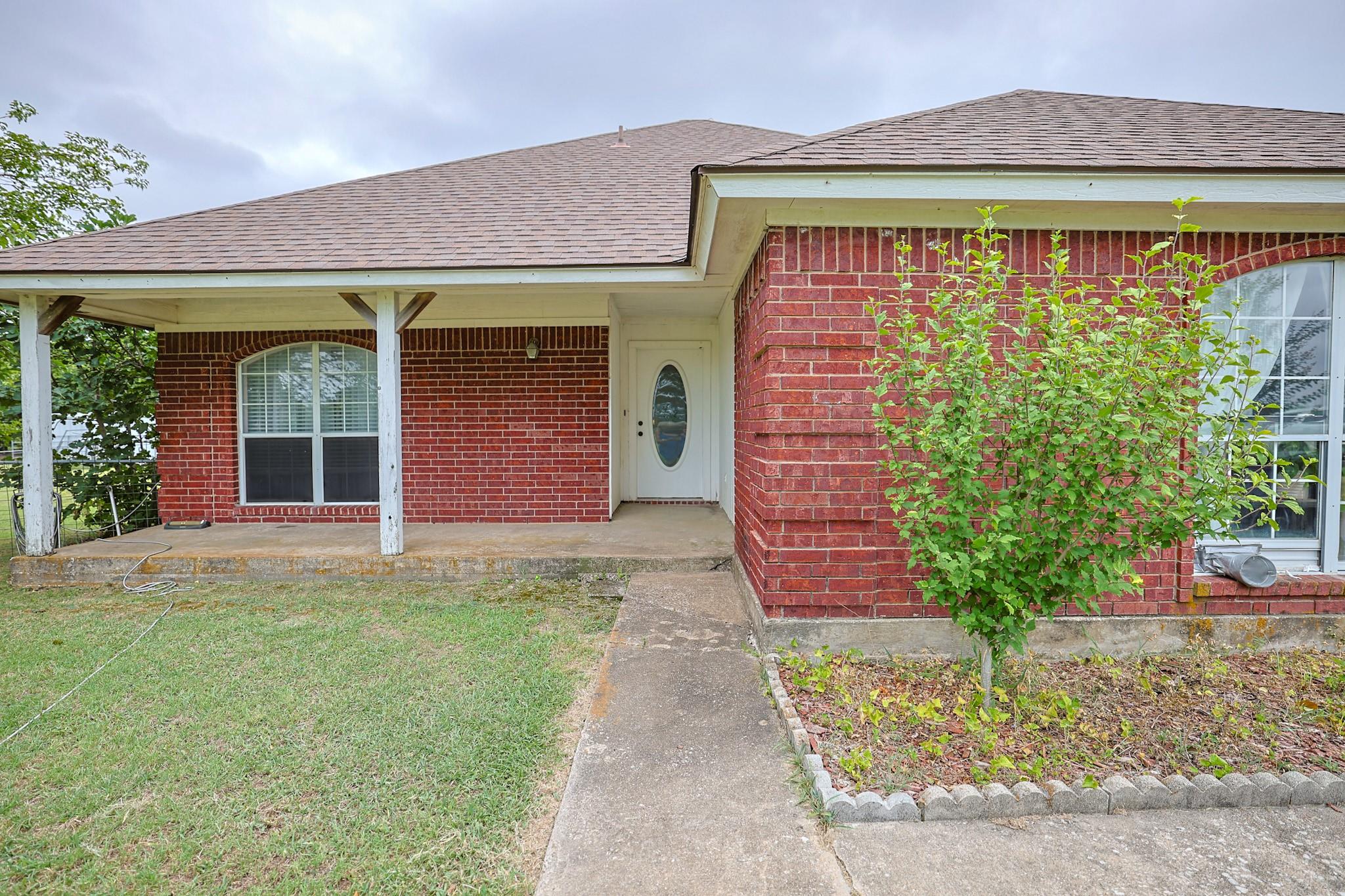 main property photo 5