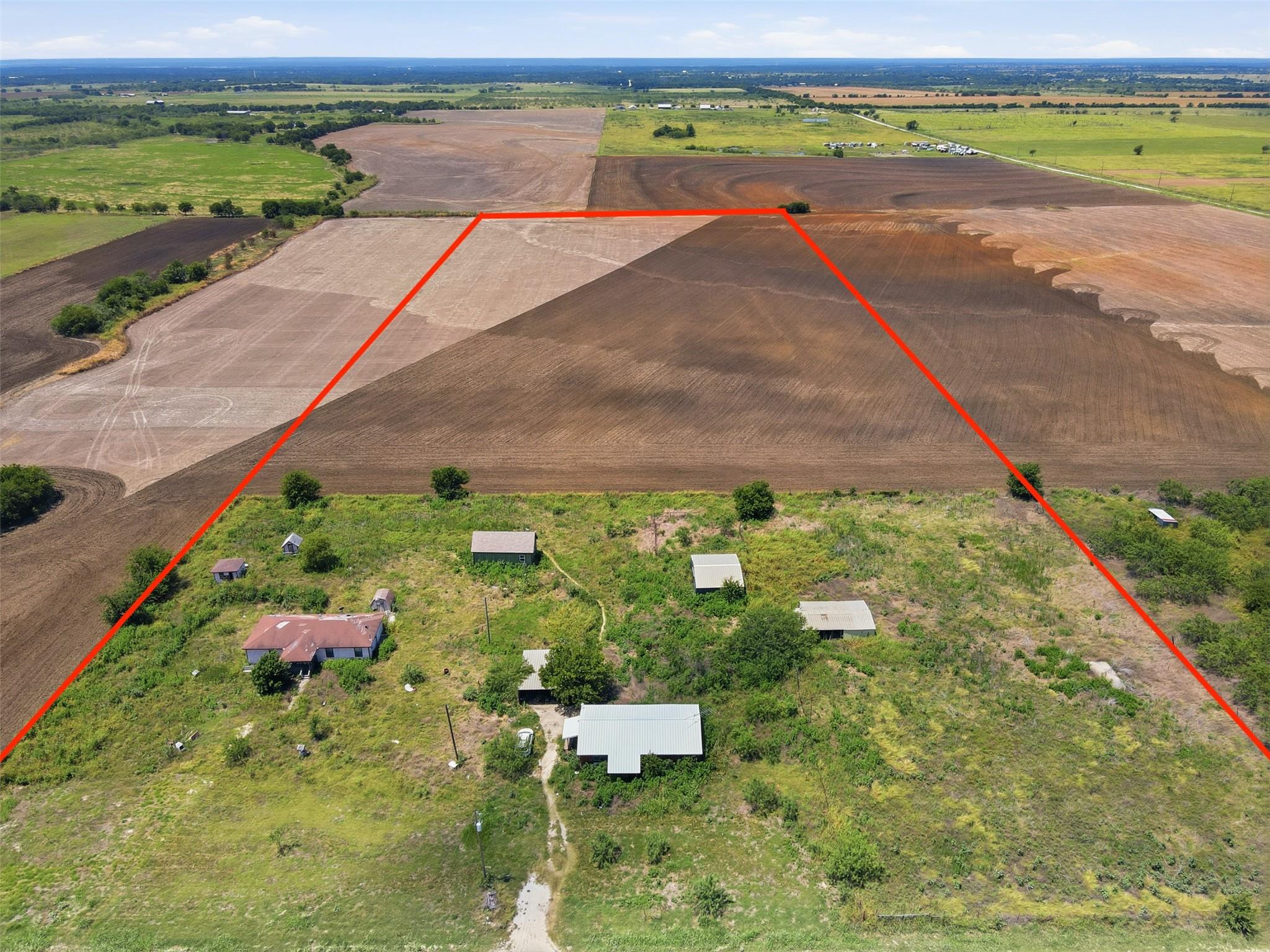 main property photo 17