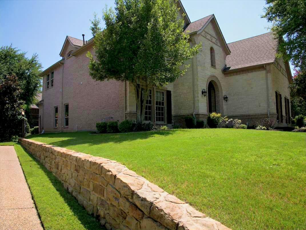 main property photo 11