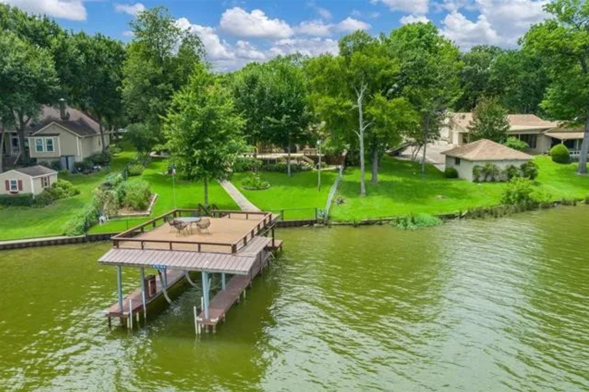 main property photo 20