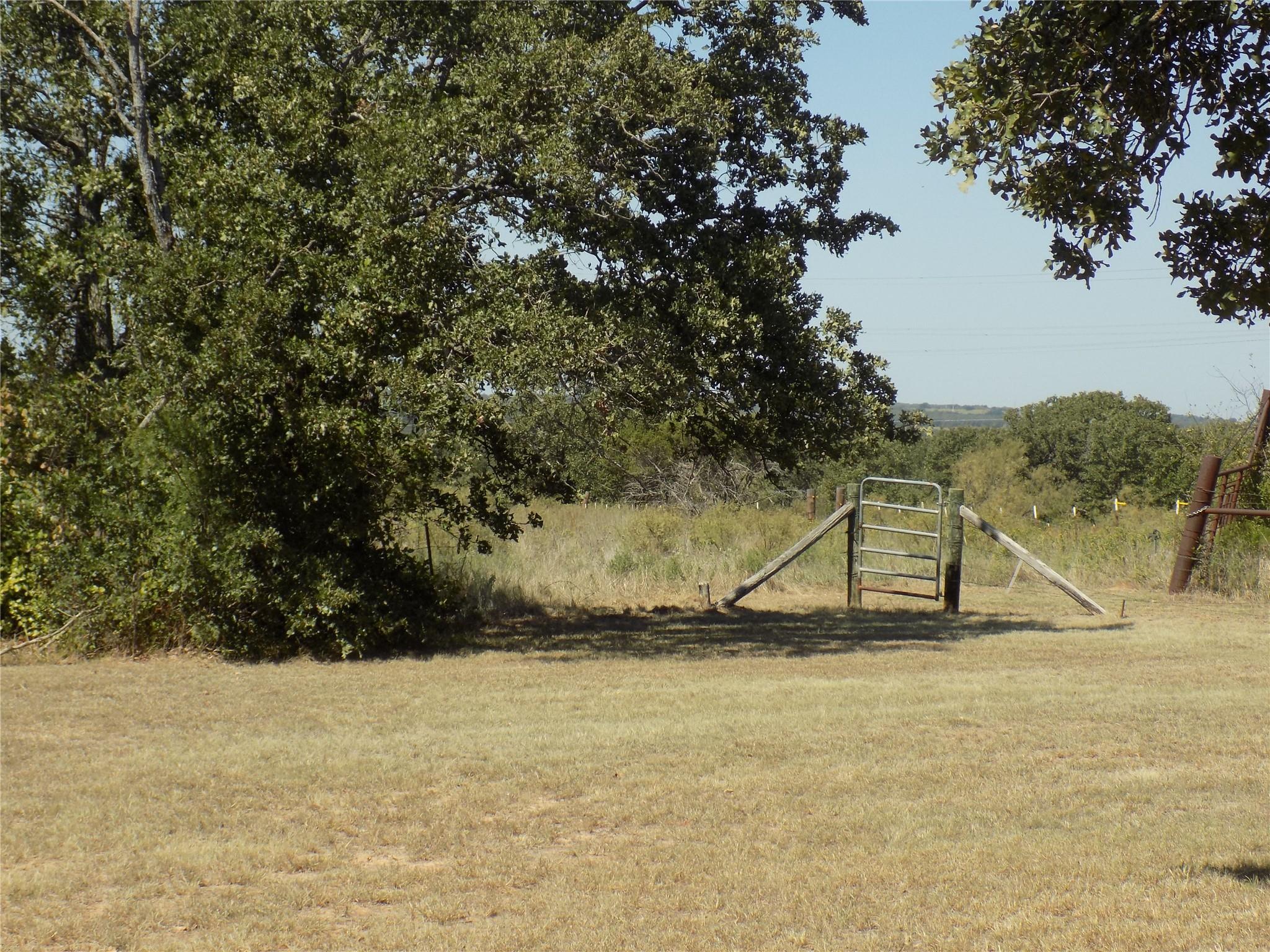 main property photo 30