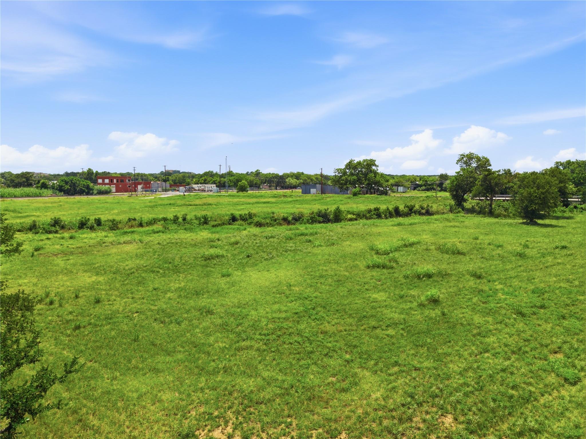 main property photo 6