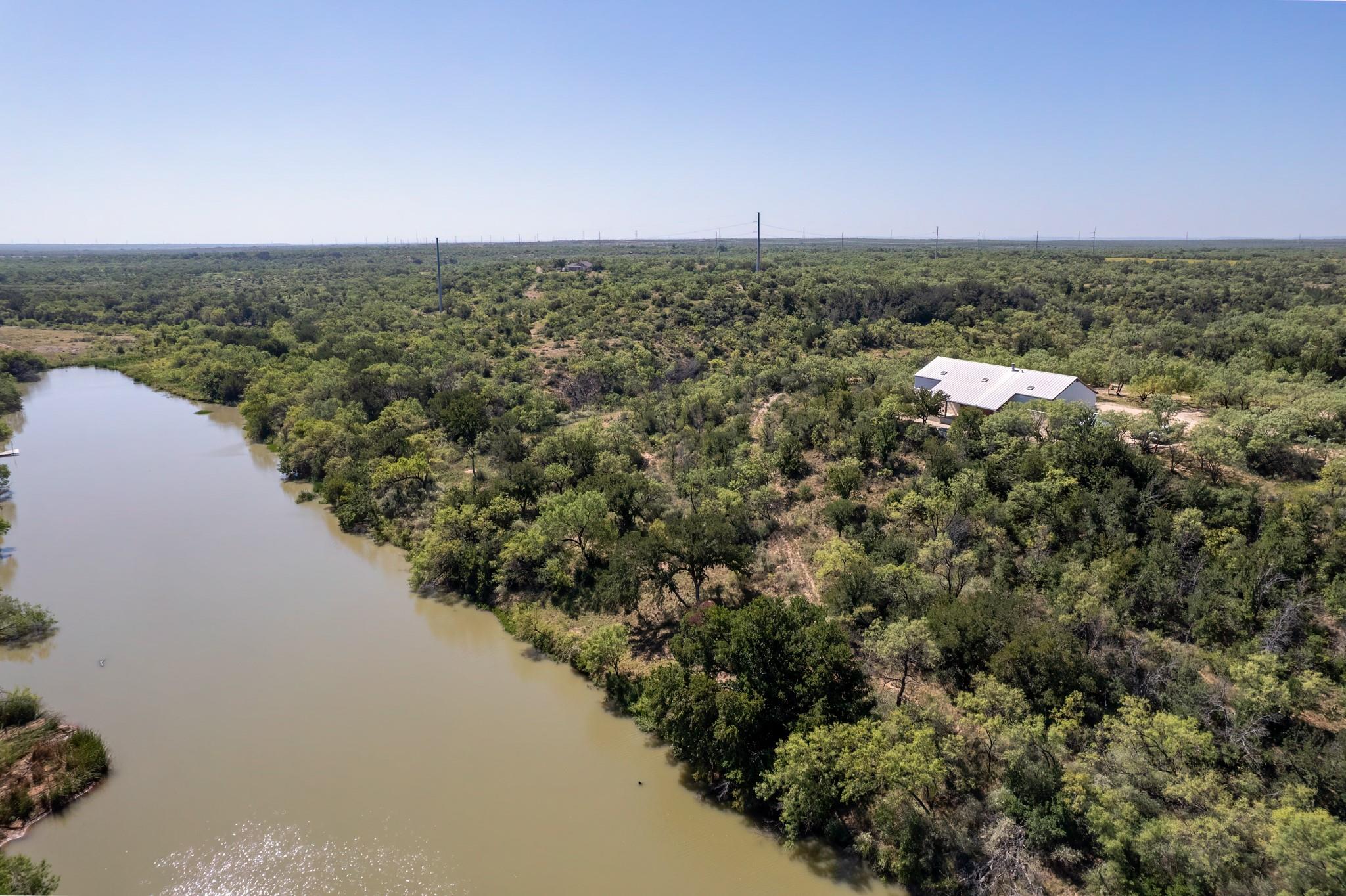main property photo 33