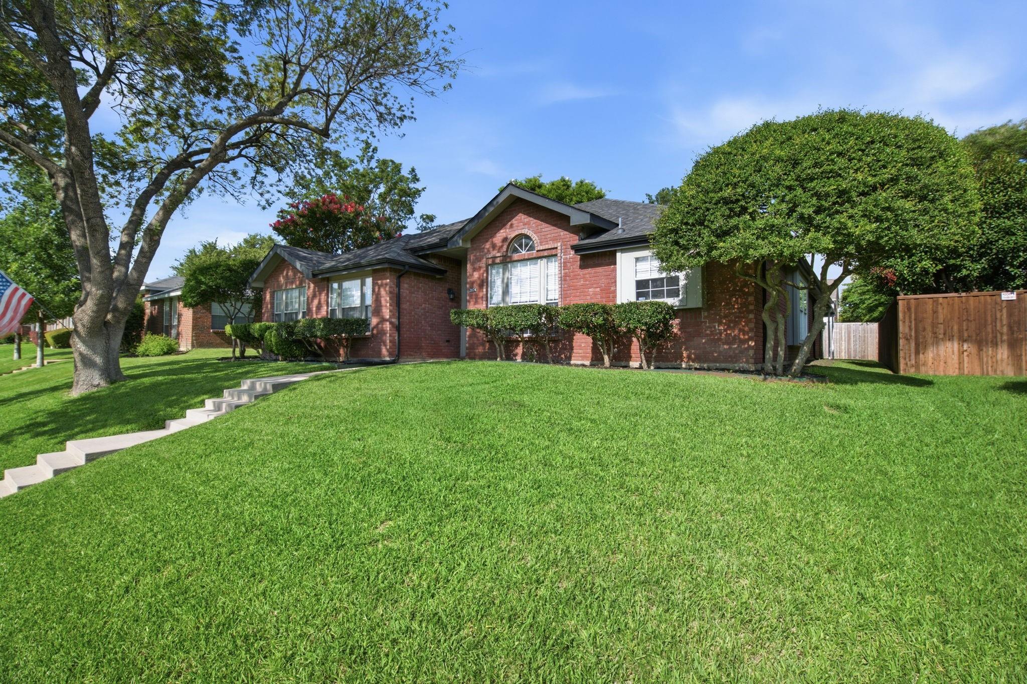 main property photo 32