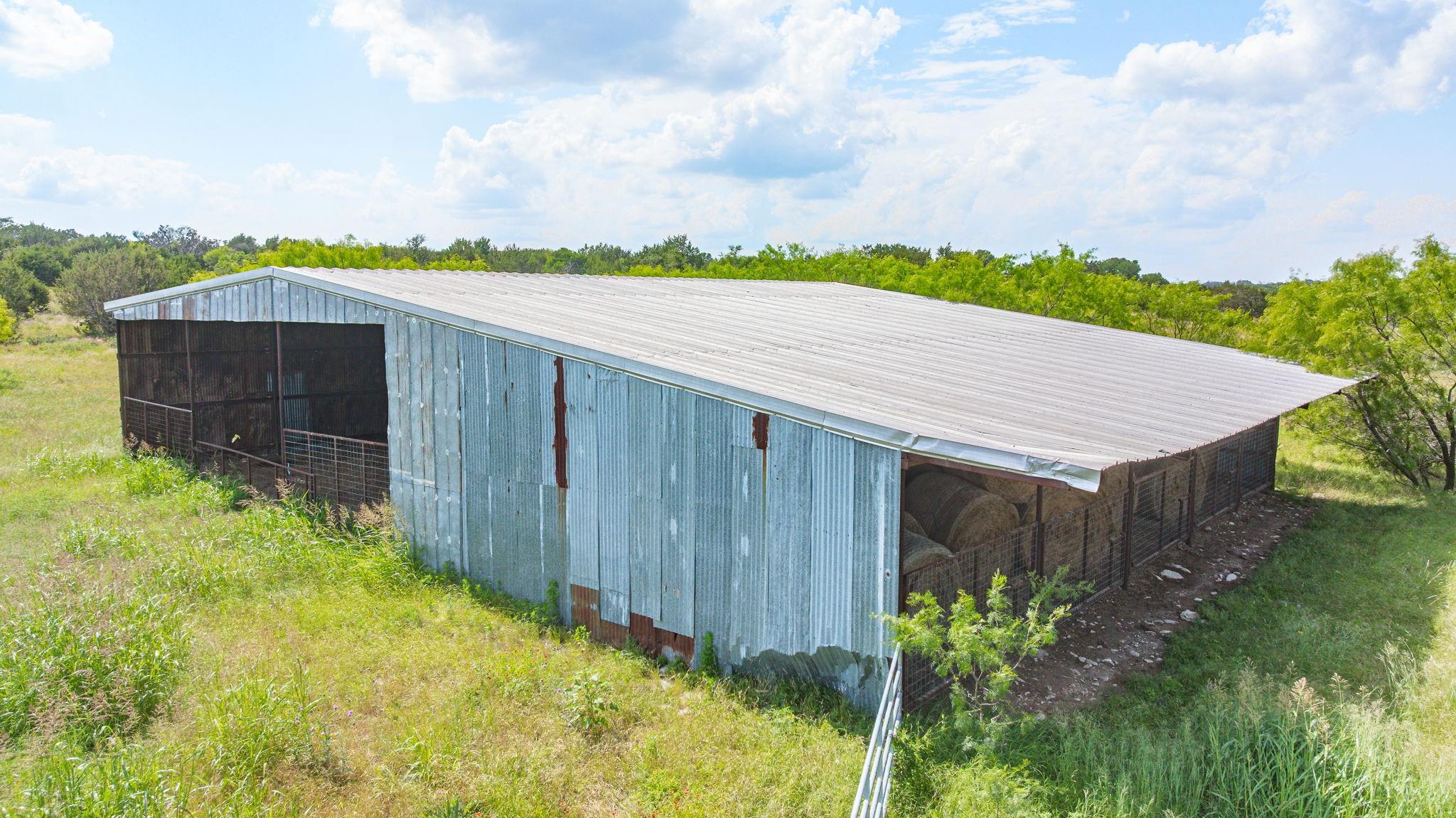 main property photo 10