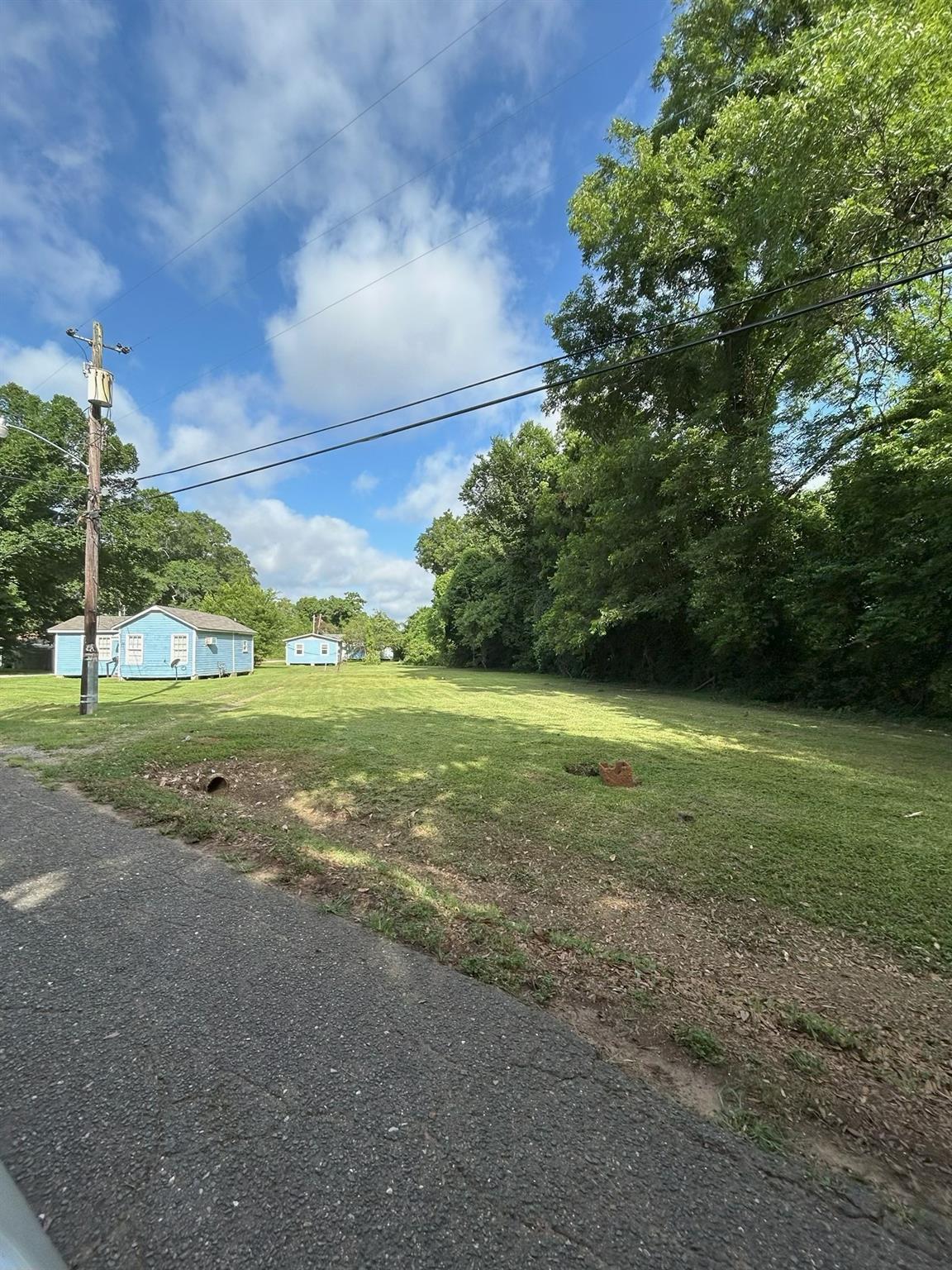 main property photo 6