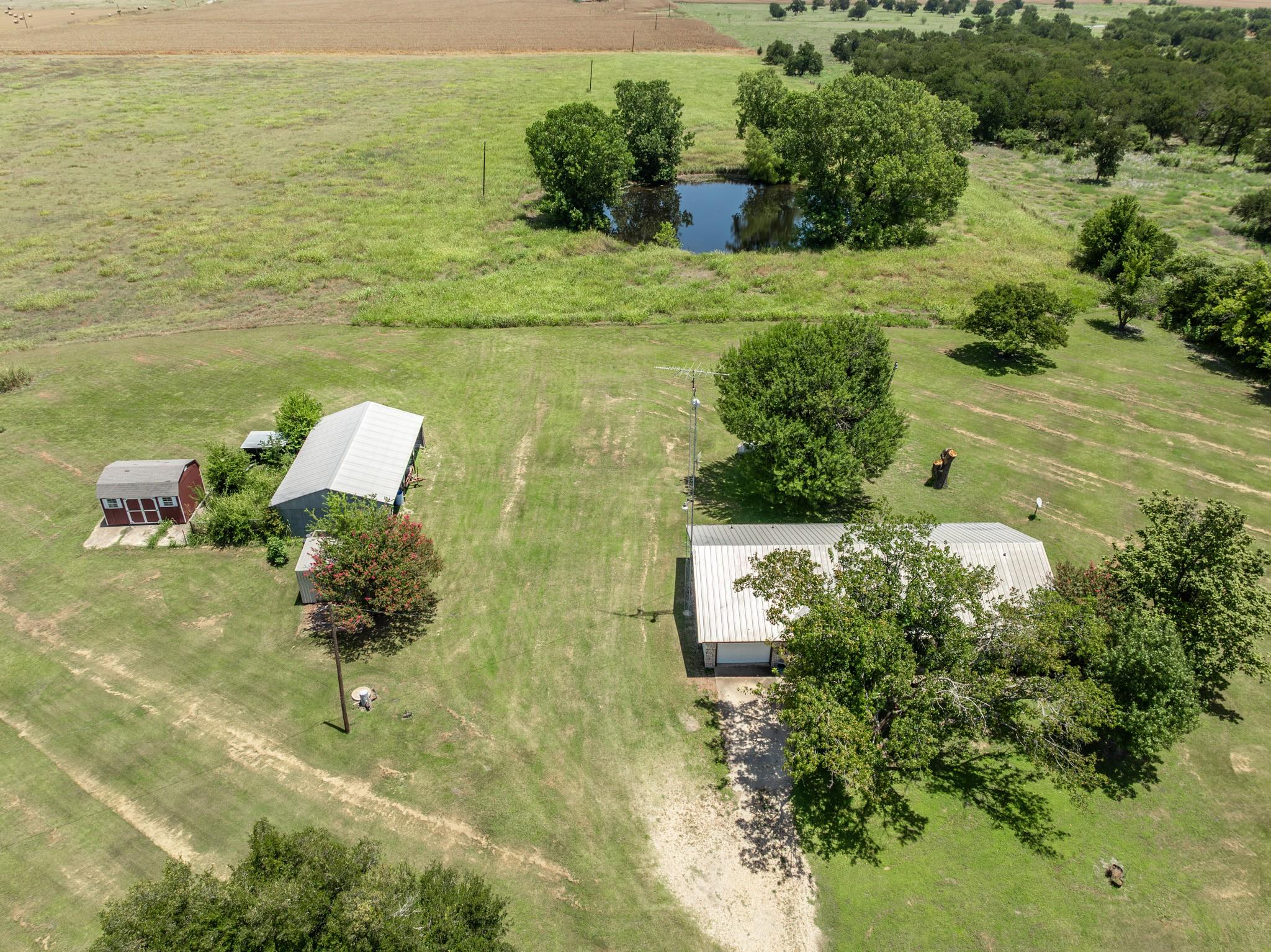 main property photo 23