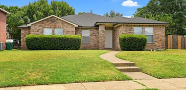 image of property with 4 Bed | 2 Bath | 2,179 Sqft