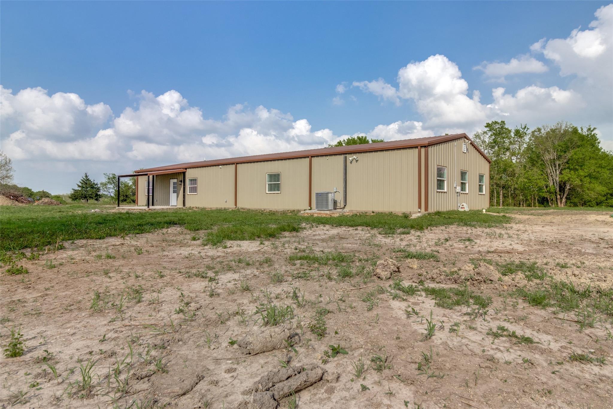 main property photo 38