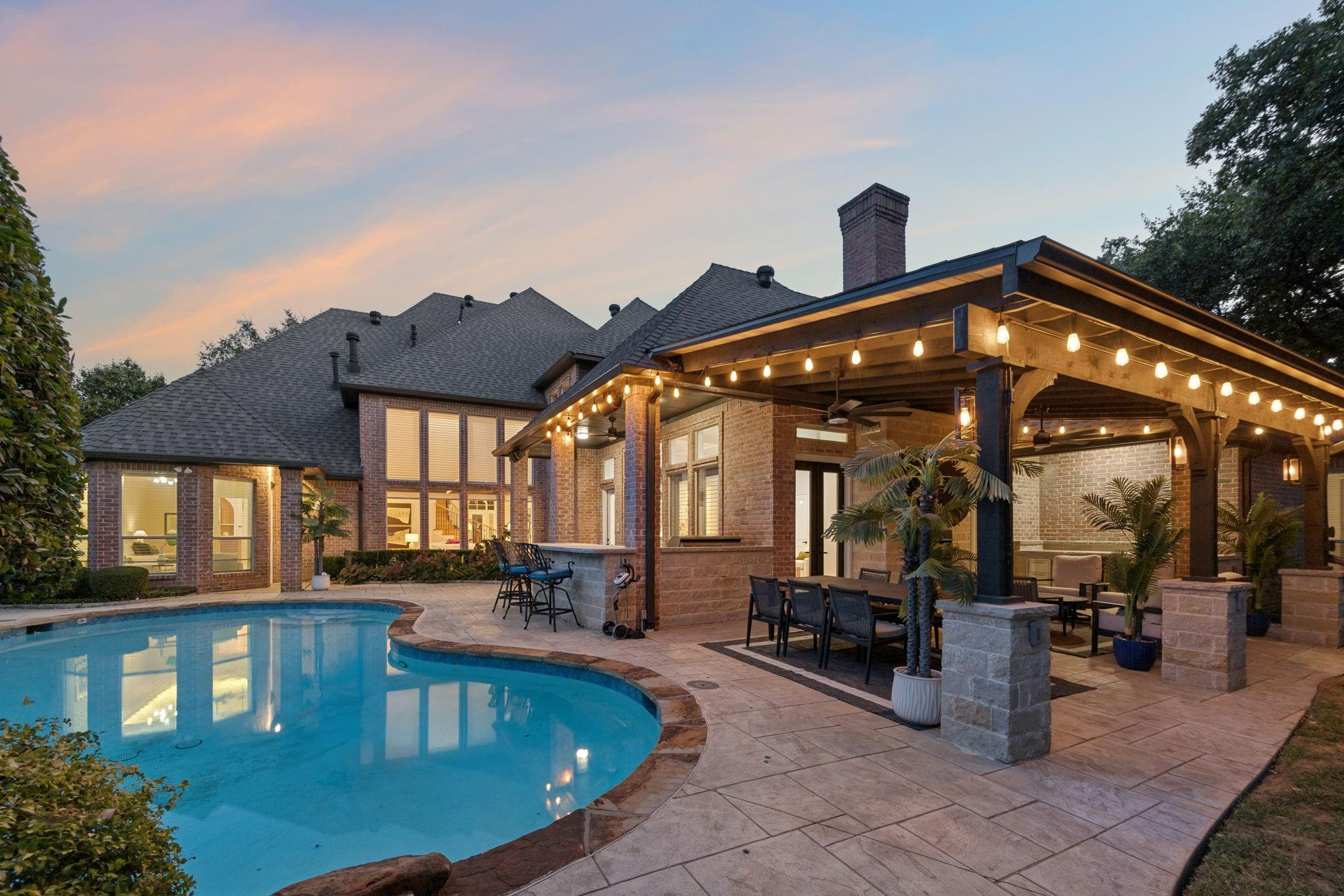 main property photo 31