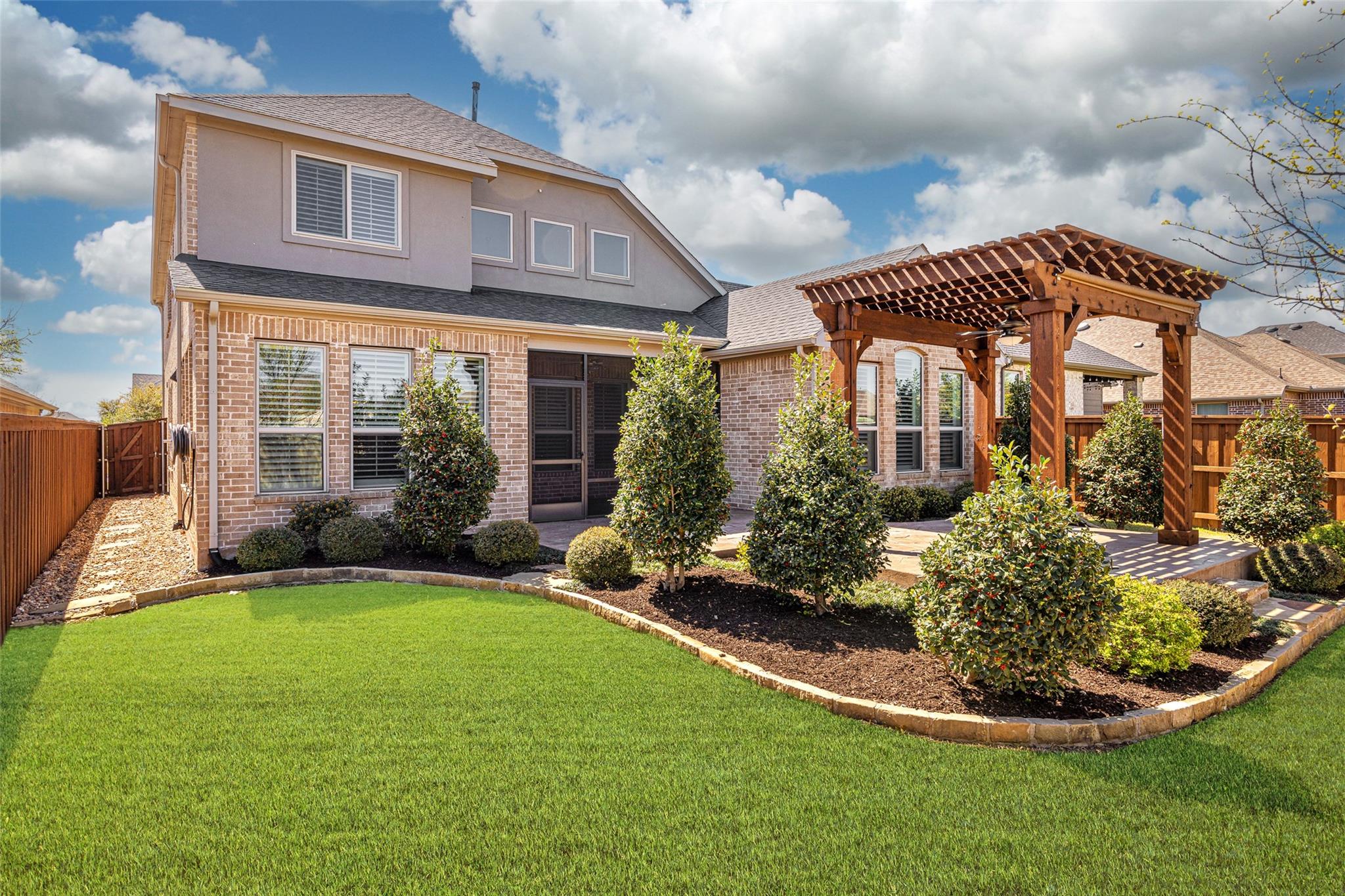 main property photo 26