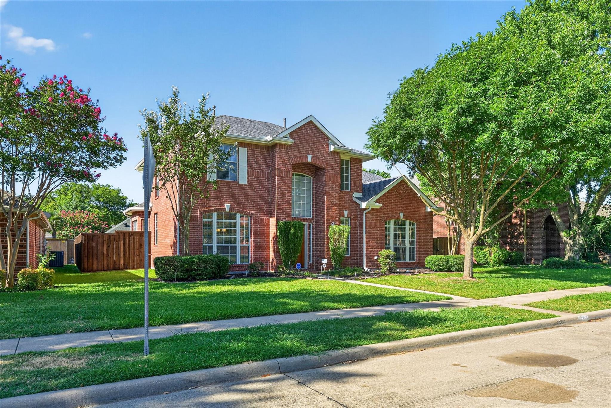 main property photo 5