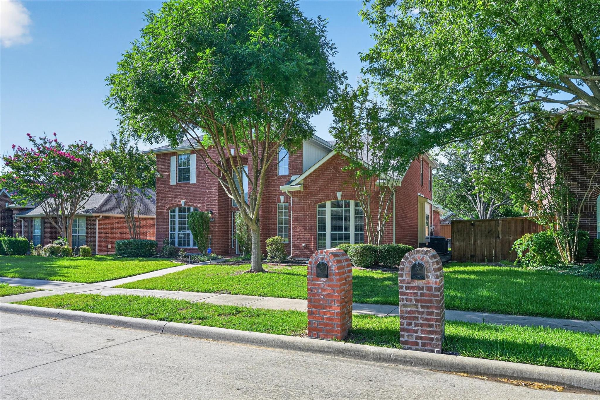 main property photo 6