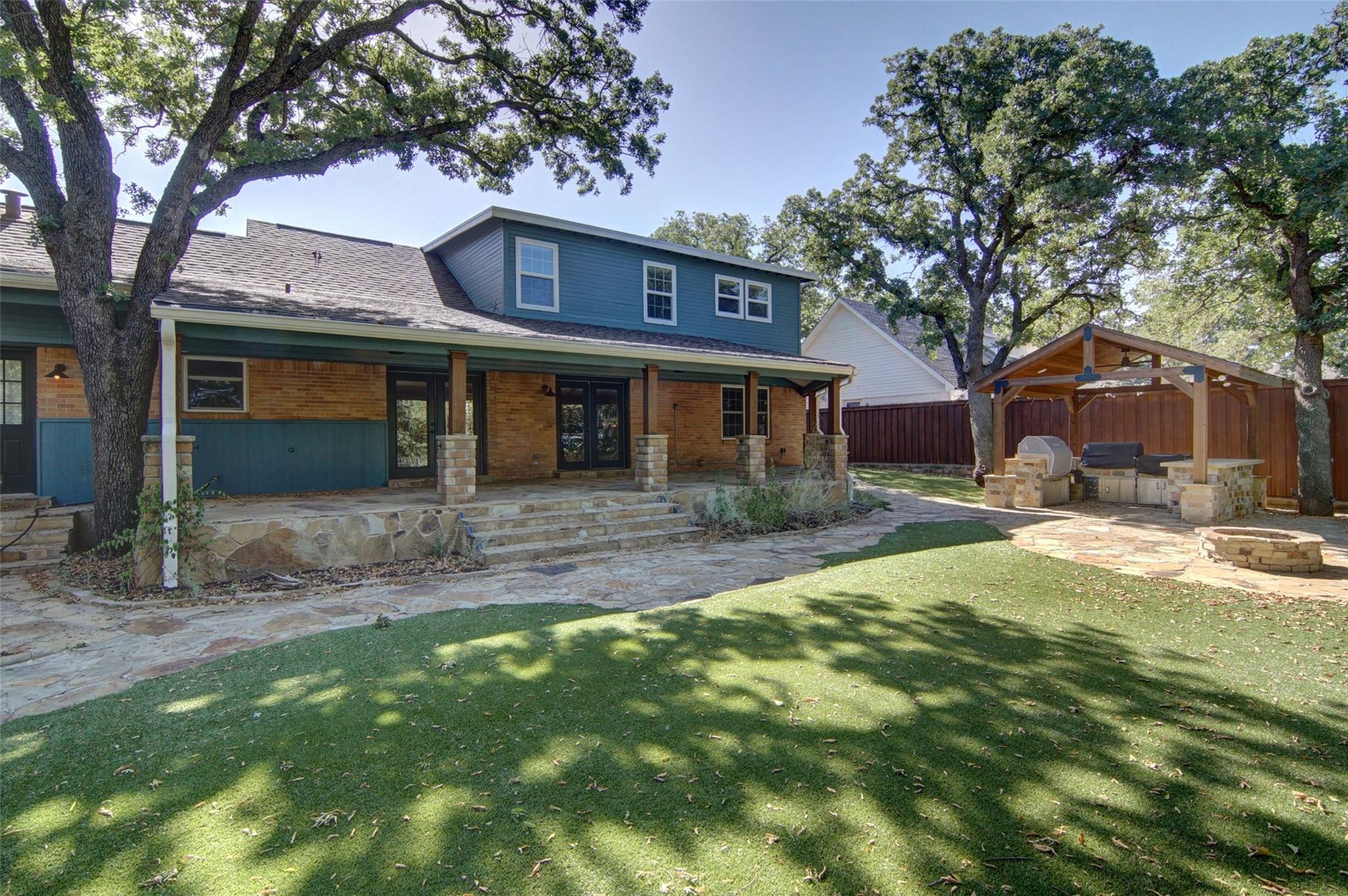 main property photo 34