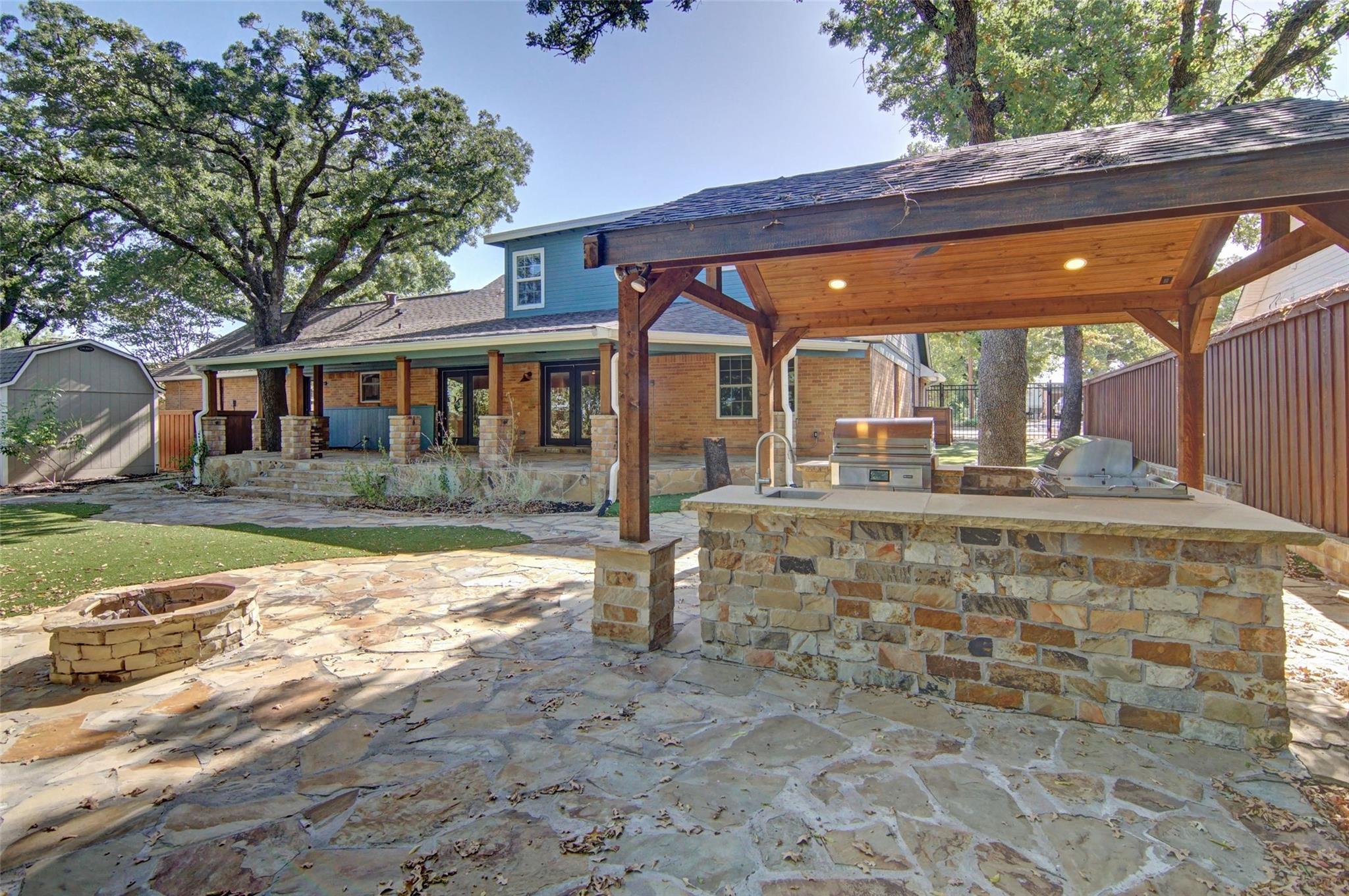 main property photo 38